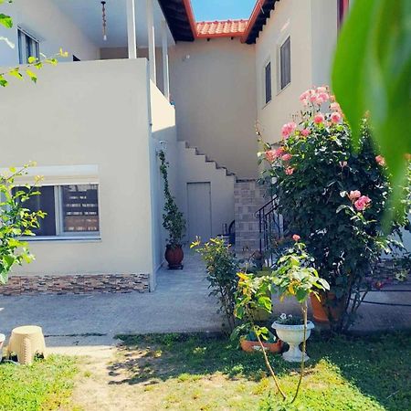 Giannis Apartment Platamonas Exterior foto